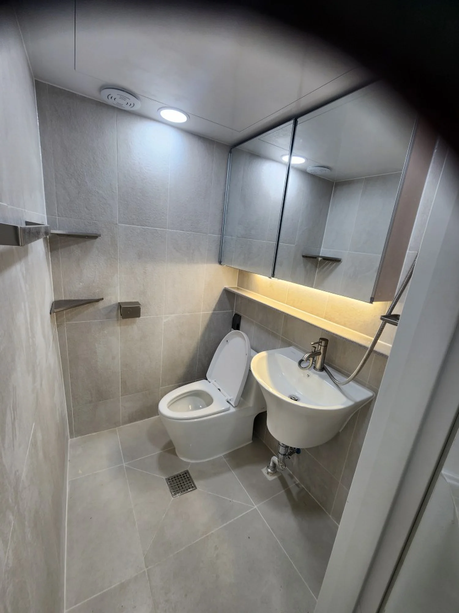 미추홀구 인천아파트리모델링 현장 배경
